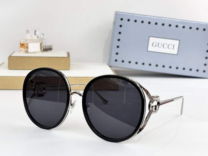 Picture of Gucci Sunglasses _SKUfw79721624fw